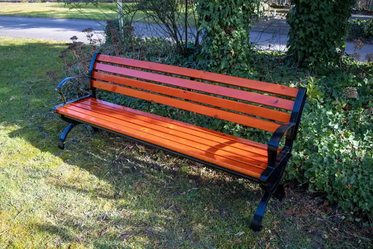Tennis bench with backrest - 150 cm