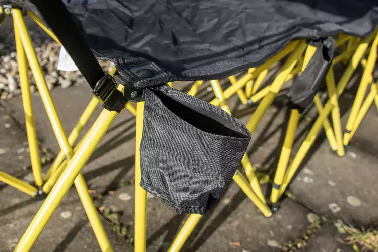 6-seater covered folding bench