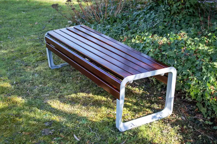 Premium wooden bench - 150cm