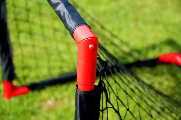 Foldable football goal - 90cm x 60cm - free ball