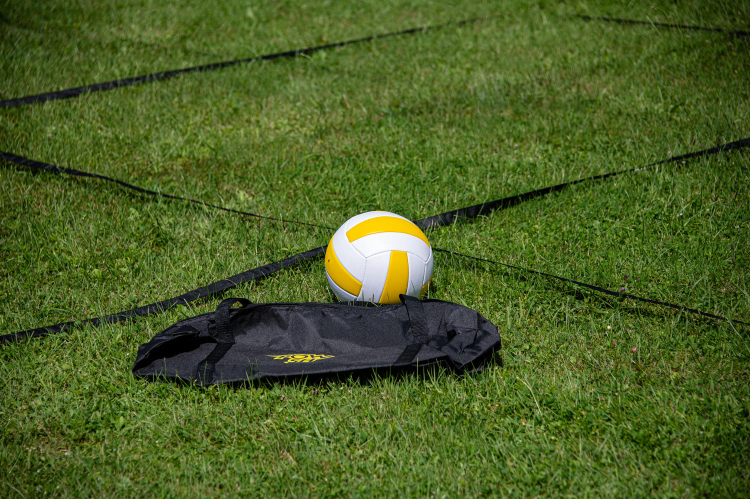 Komplettes Volleyball-Set mit Ball und Tragetasche