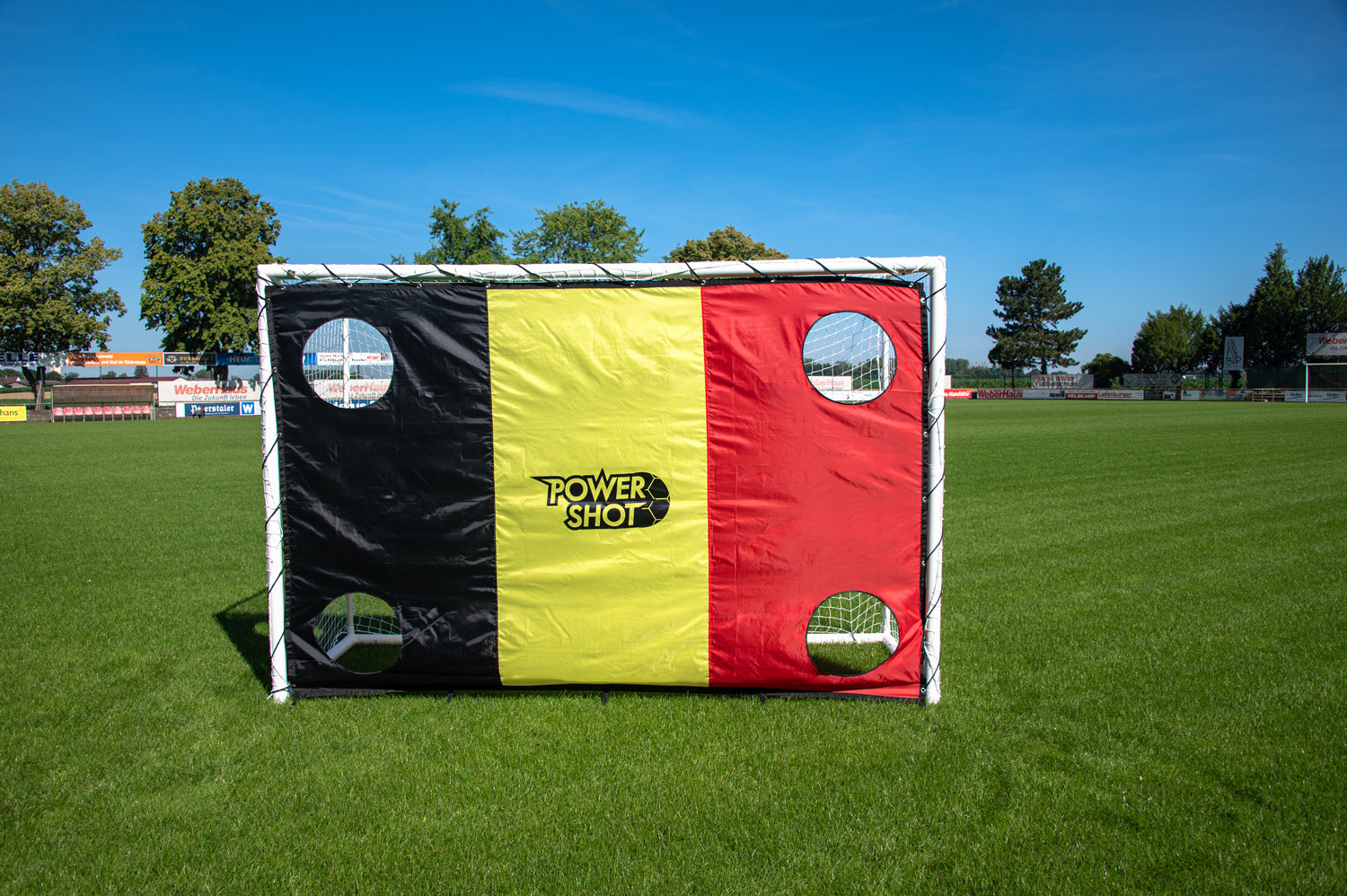Shooting wall with flag - 3m x 2m