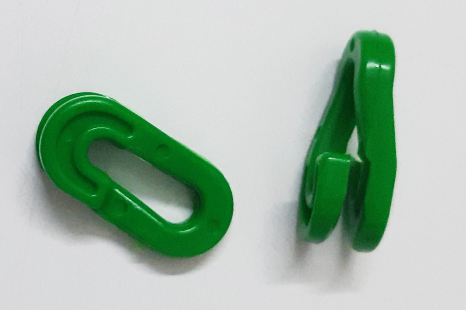 Football net hooks set of 10 green