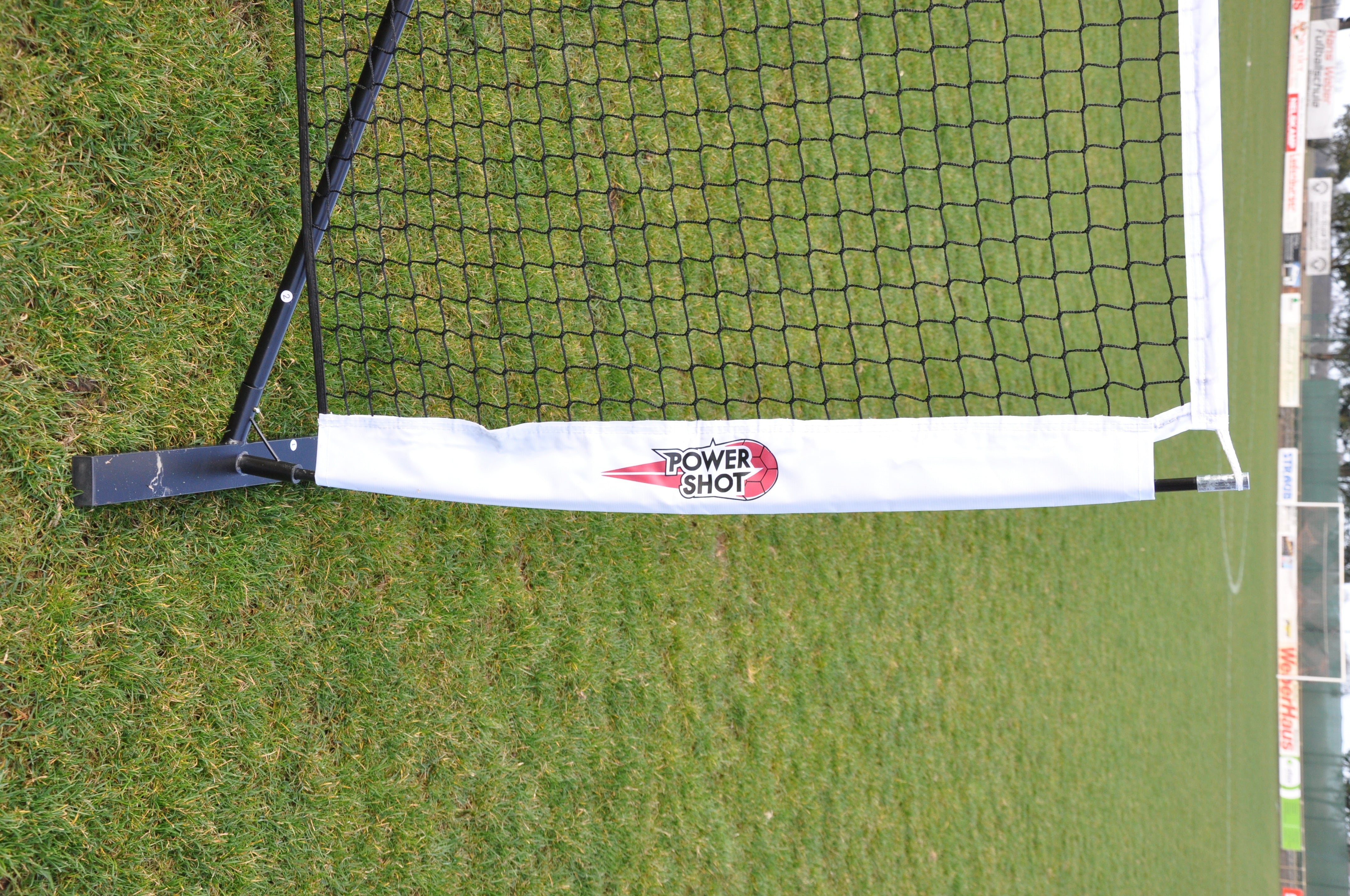 Steel tennis ball net - 4m x 1.1m (with carry bag)