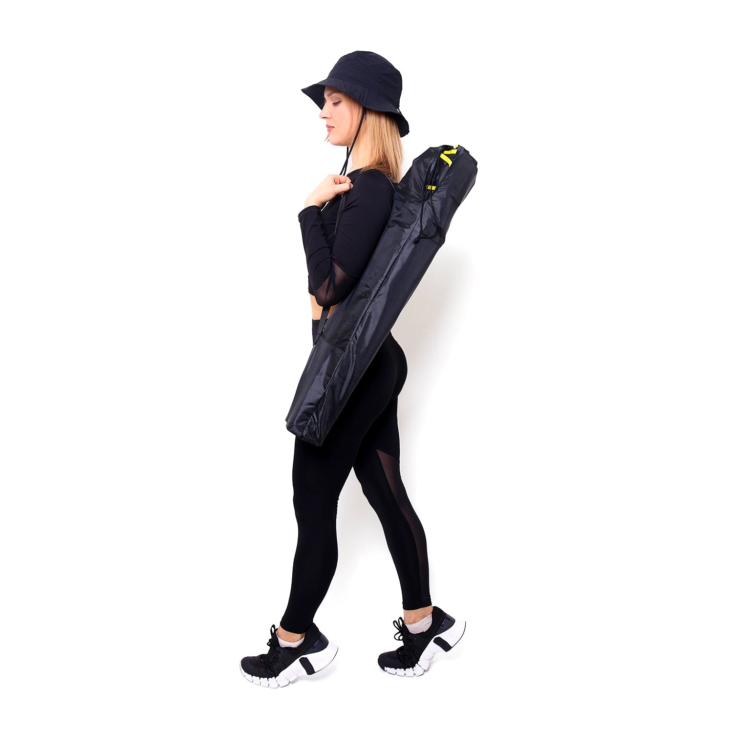 Folding chair with carry bag