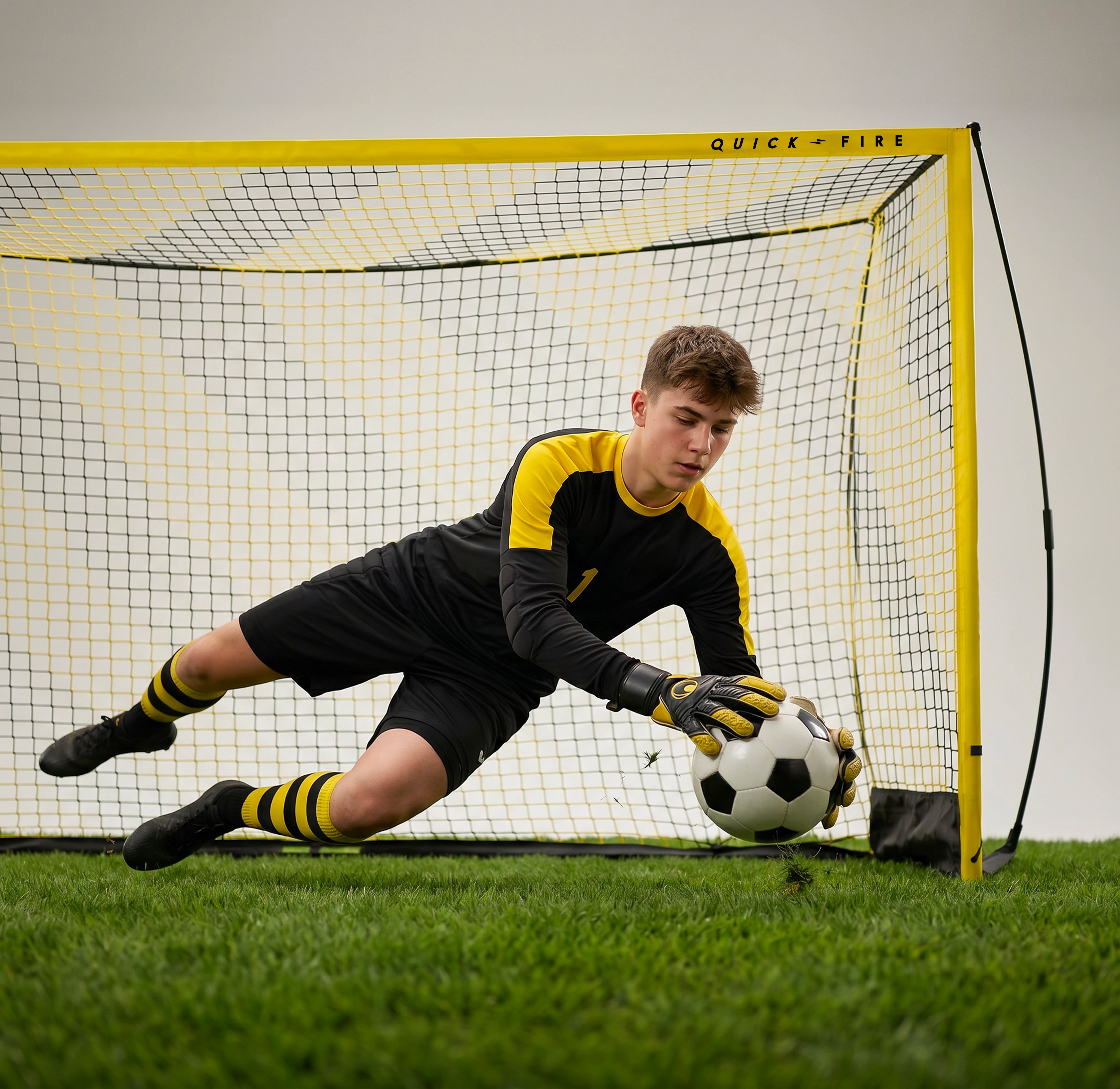 QuickFire® Self-weighted goal - 3.6m x 1.8m