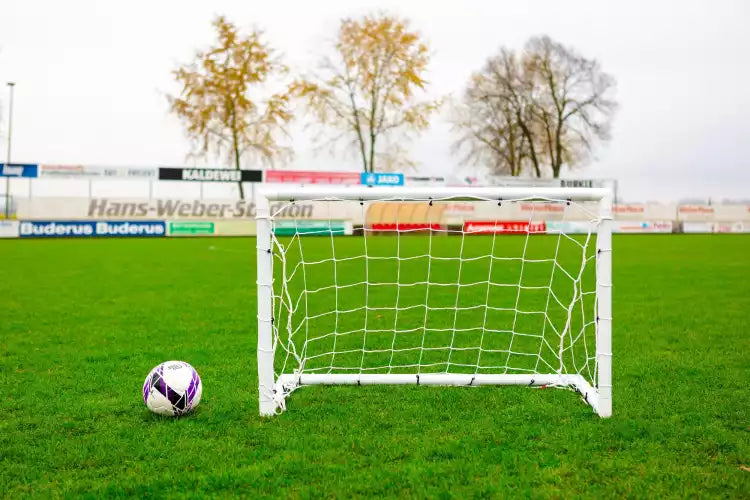 Pair of Football goals - 1.2m x 0.8m - uPVC white