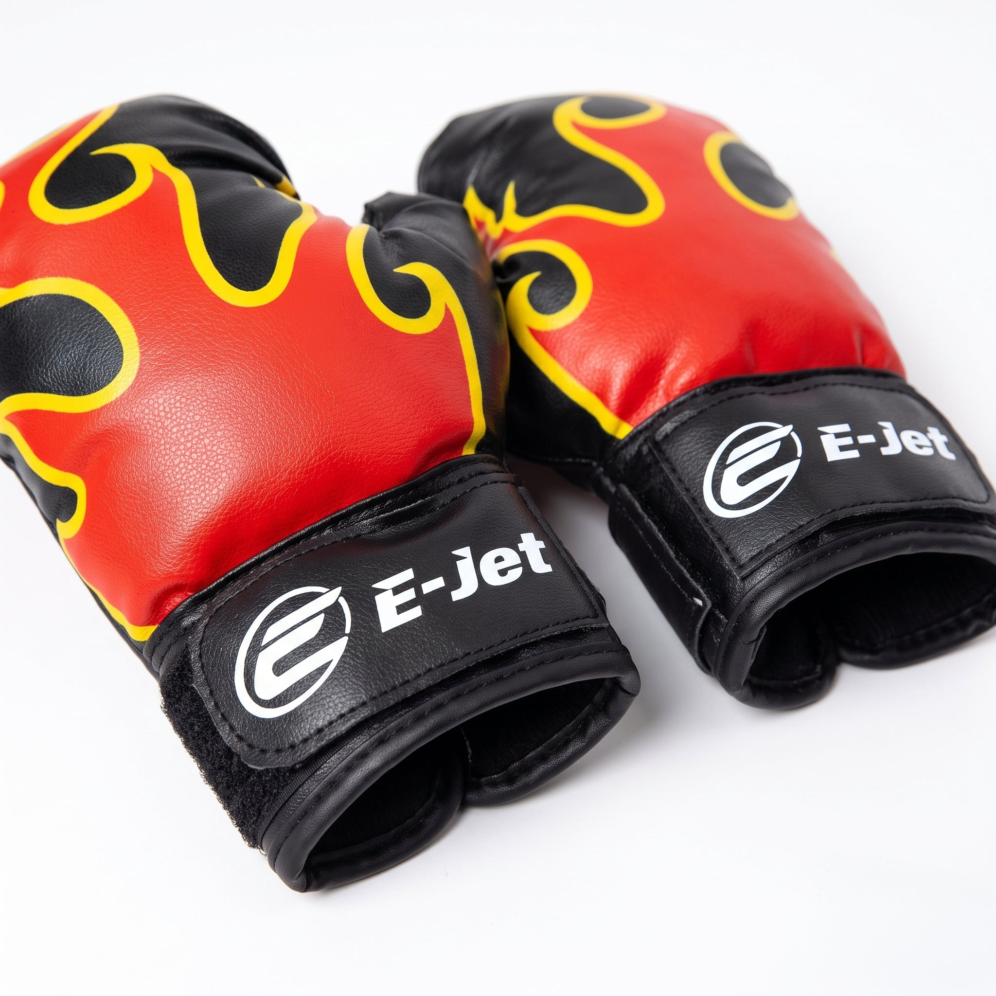 Stand-up punching bag with boxing gloves - Child