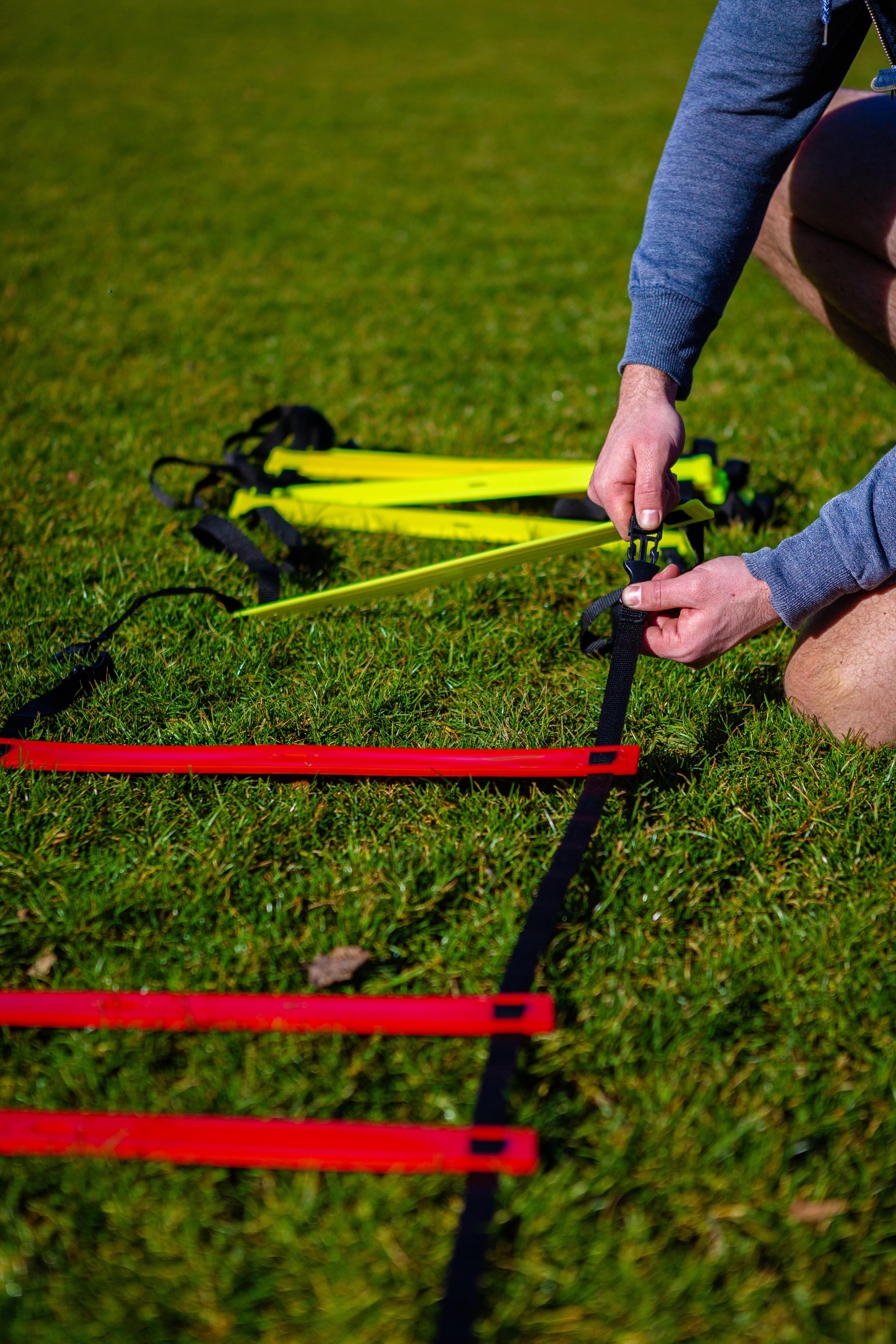 AJUSTABLE Agility Ladder 4m - Perfekt für die Koordination.