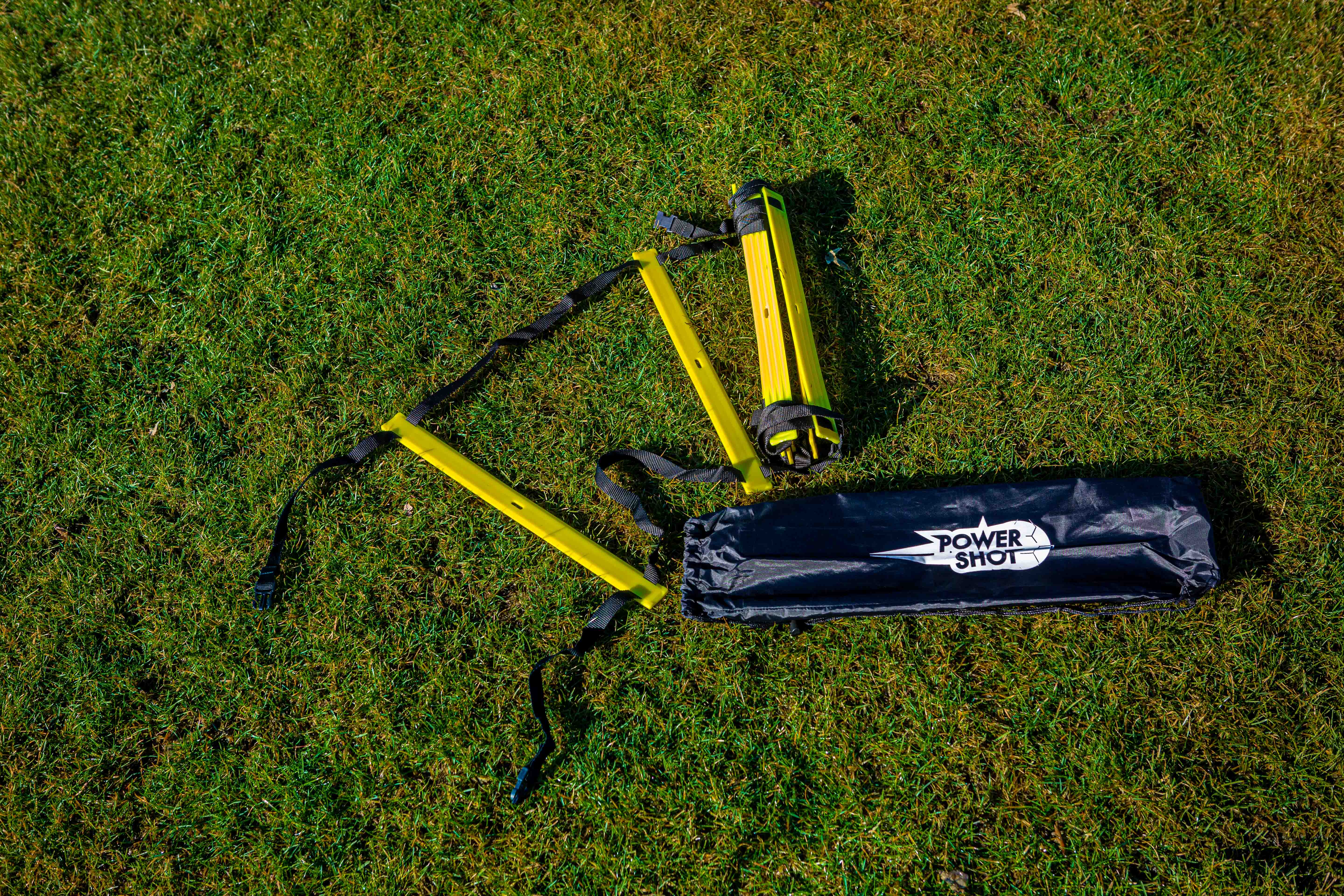 AJUSTABLE Agility Ladder 4m - Perfekt für die Koordination.