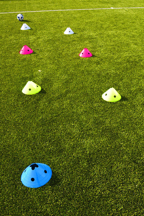 Set of 20 giant boundary cones - 16cm x 30cm with bag