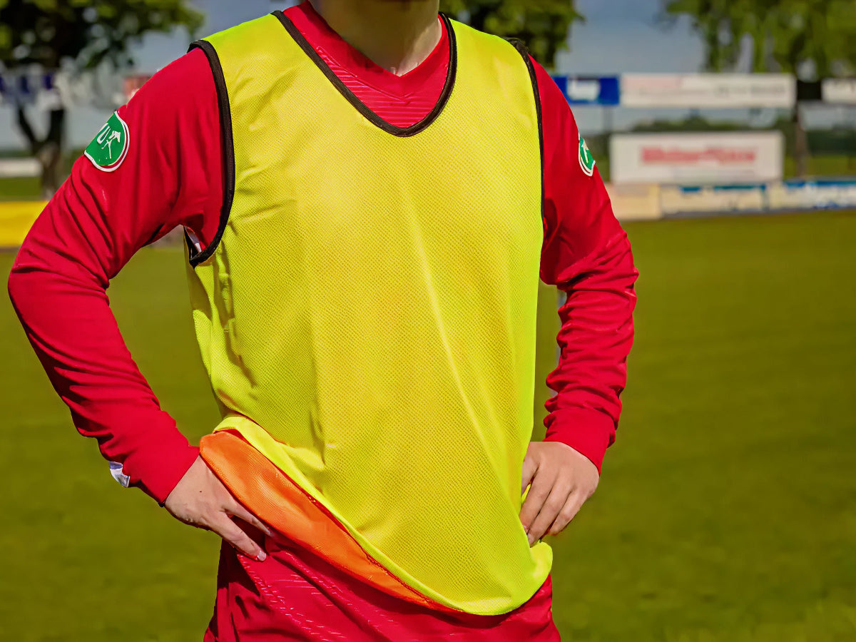 Wendbare Trainings-Latzhose schwarz/weiß - XL/XXL