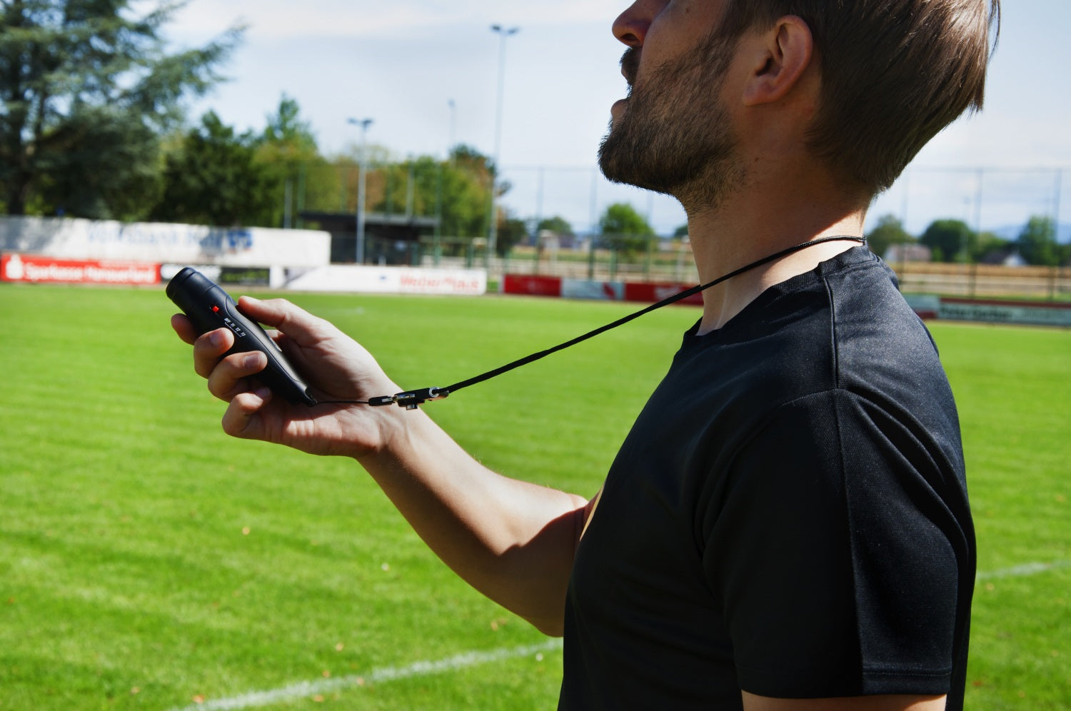 Elektronische Schiedsrichterpfeife