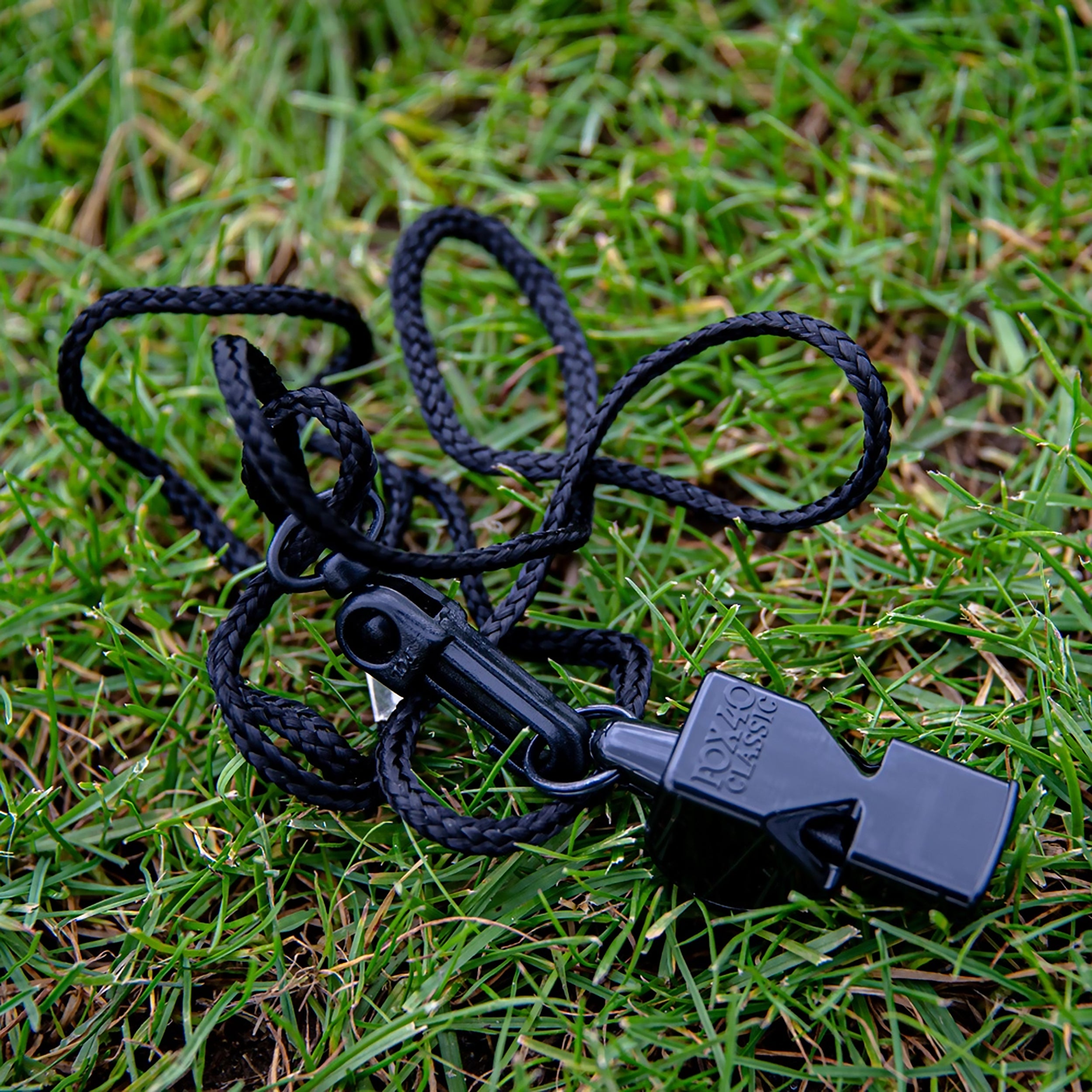 Referee whistle with lanyard