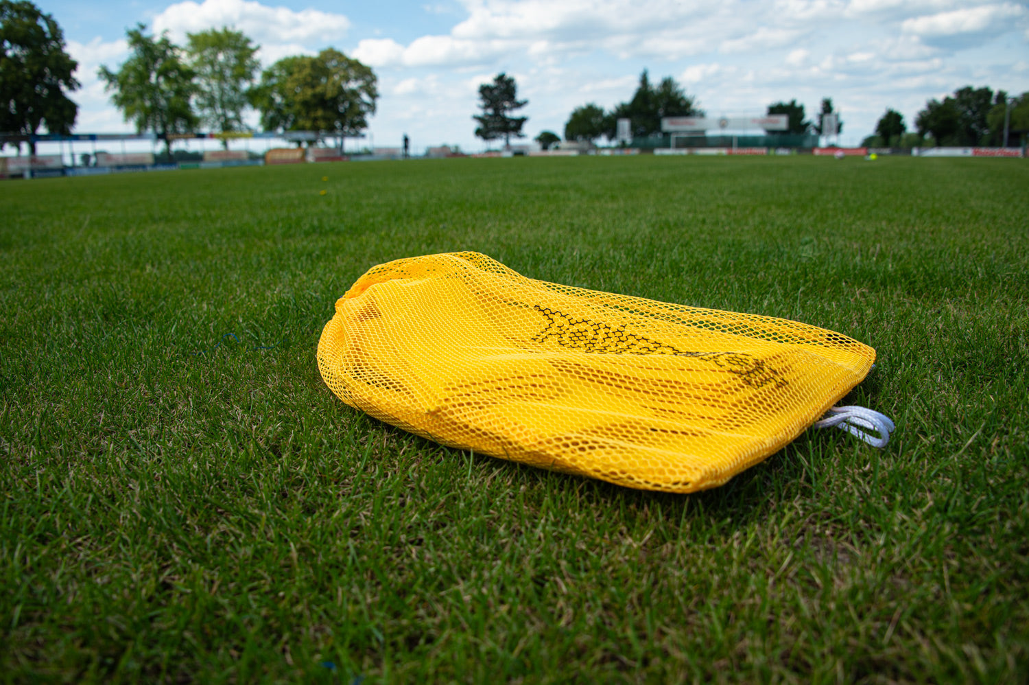 Indoor and outdoor ground marking kit 4 corners and 20 lines