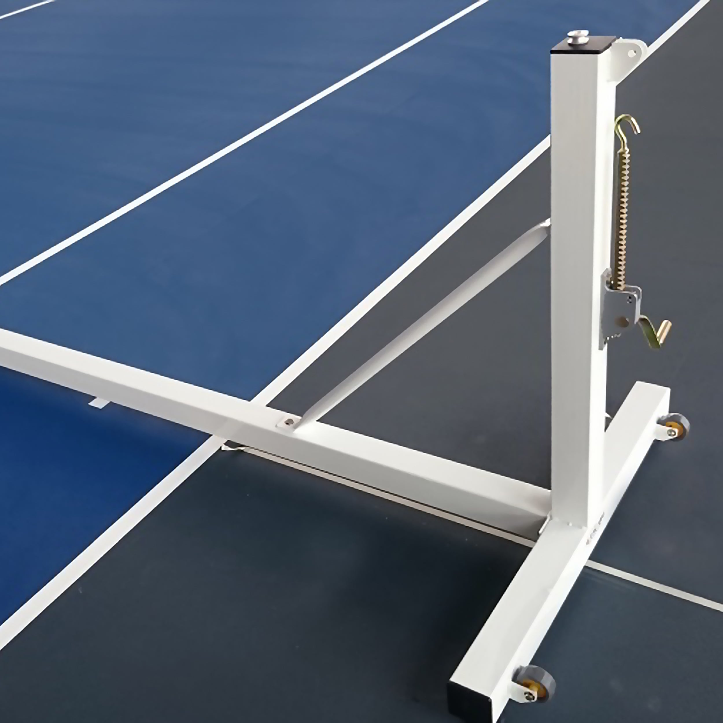 Transportable galvanized steel tennis posts - 80 mm x 80 mm