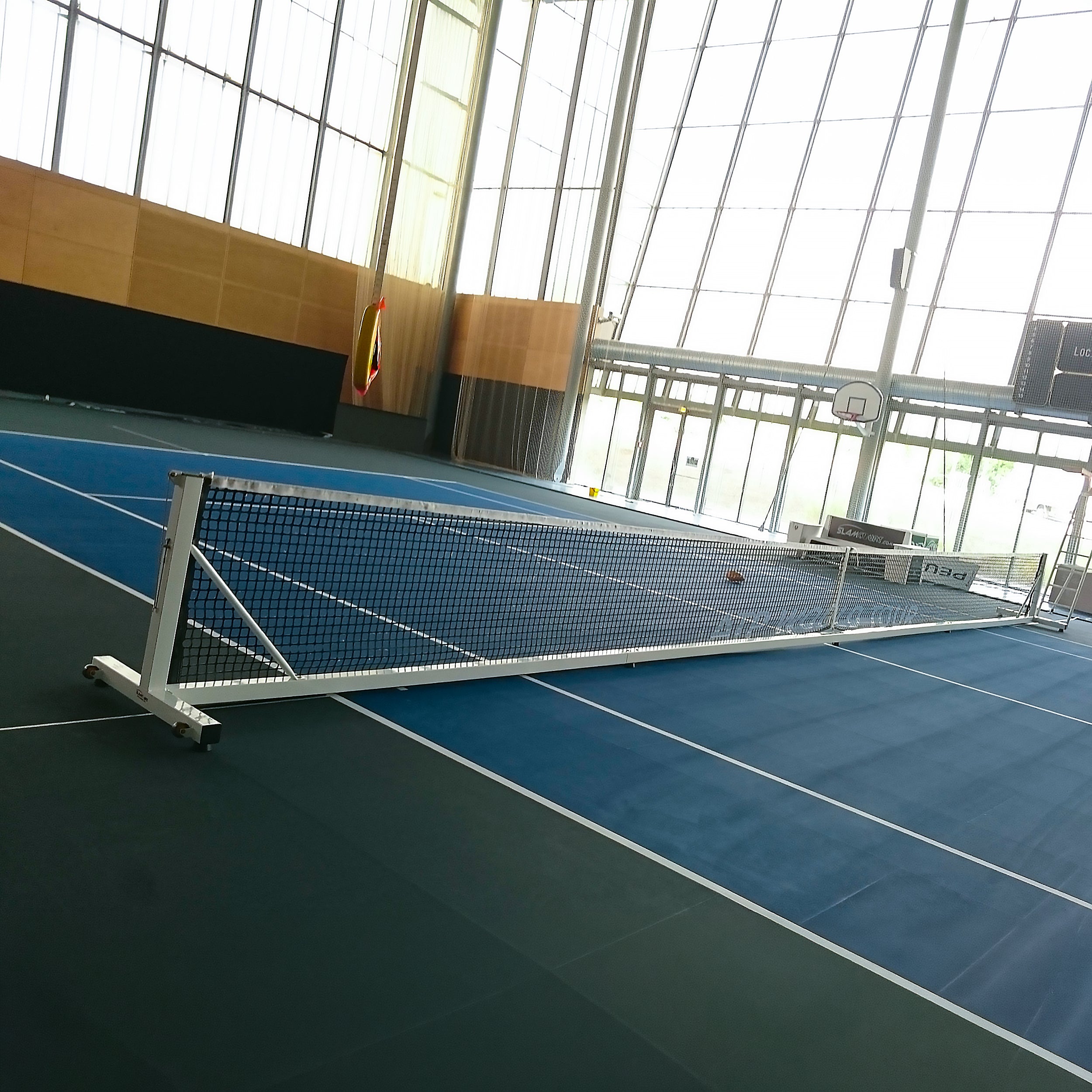 Transportable galvanized steel tennis posts - 80 mm x 80 mm