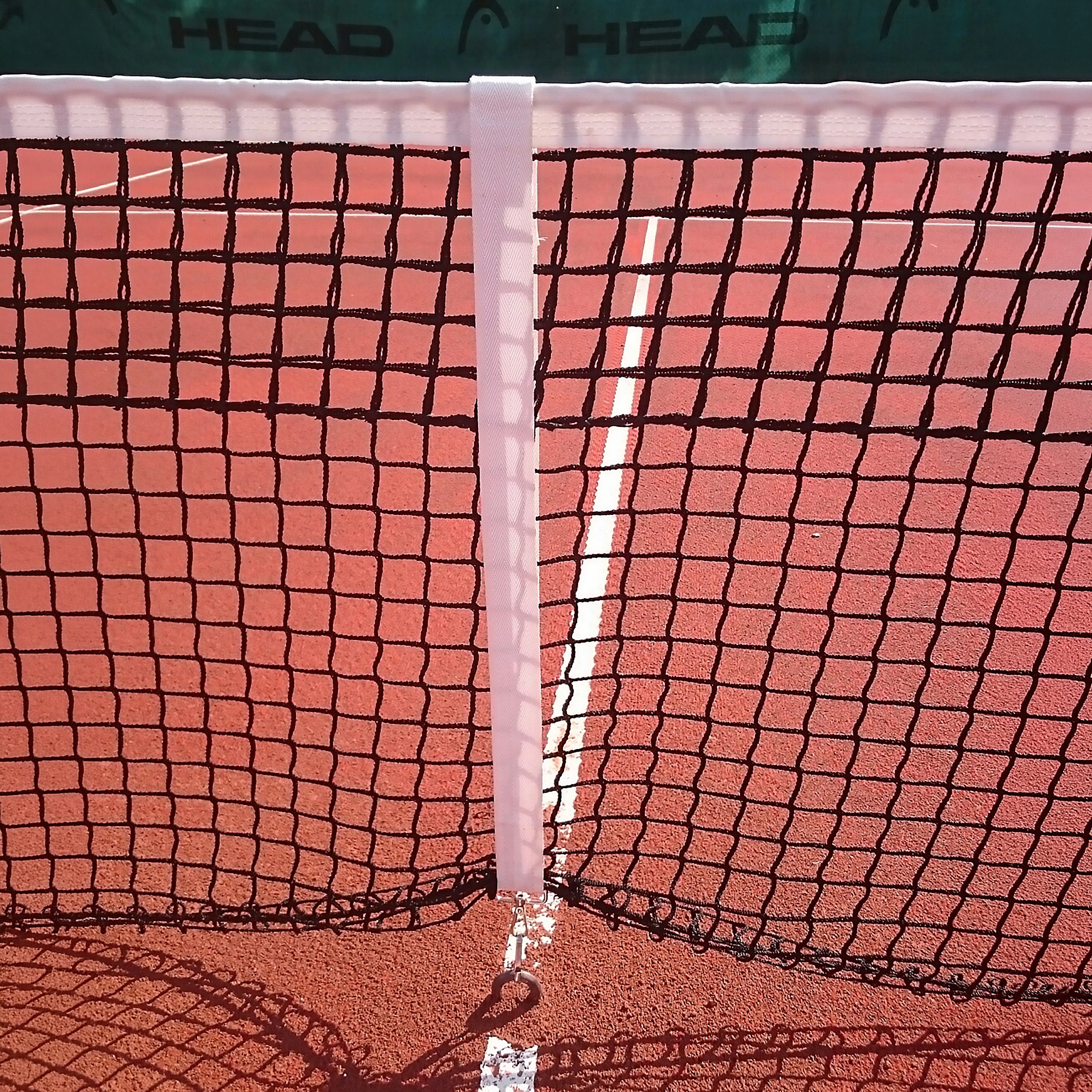Basic tennis net regulator